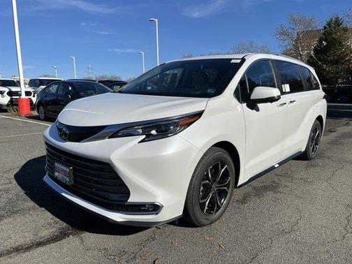 2026 Toyota Sienna 