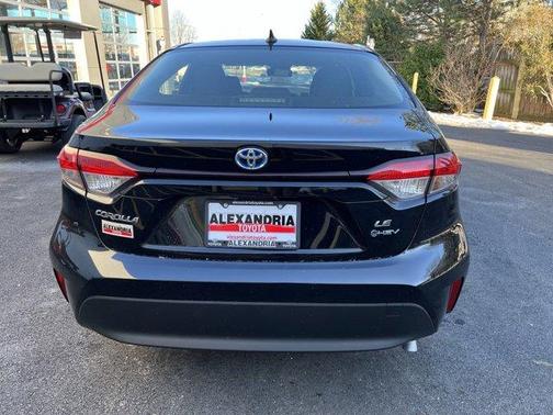 2025 Toyota Corolla Hybrid LE