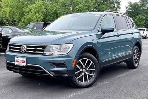Stone Blue 2021 Volkswagen Tiguan 2.0T SE