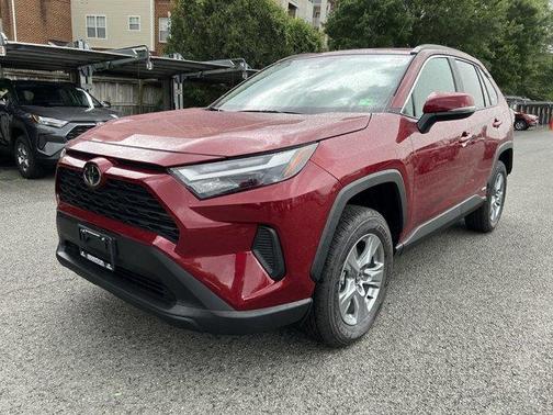 2025 Toyota RAV4 Hybrid XLE