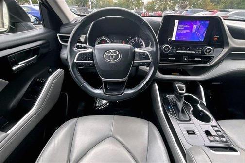2023 Toyota Highlander Hybrid XLE