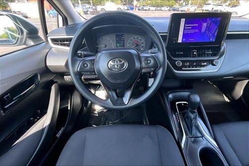 01F7 2025 Toyota Corolla LE