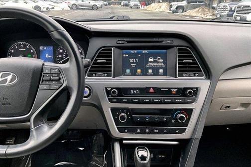 2017 Hyundai SONATA Sport