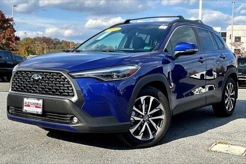 2022 Toyota Corolla Cross XLE