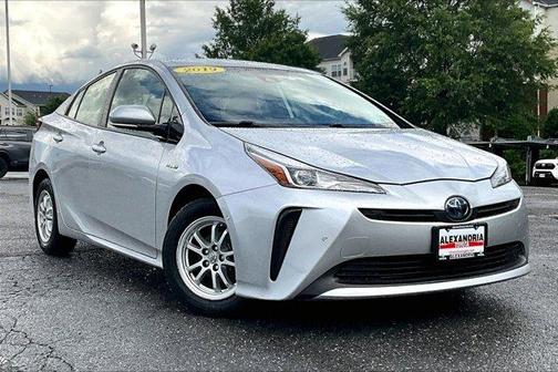 2019 Toyota Prius LE