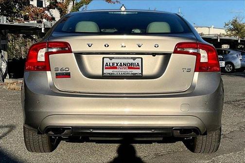 2015 Volvo S60 T5 Platinum