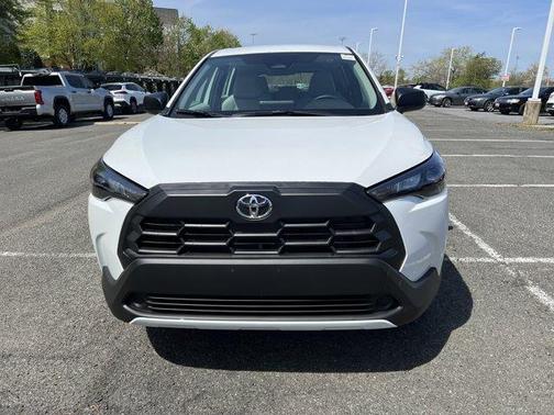 Wind Chill Pearl 2026 Toyota Corolla Cross L