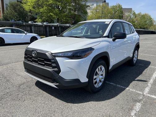 Wind Chill Pearl 2026 Toyota Corolla Cross L