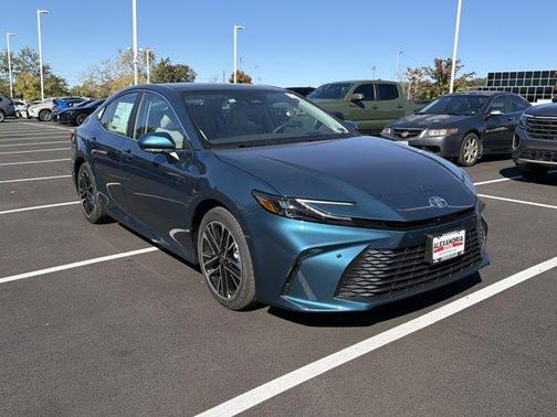 Ocean 2026 Toyota Camry XLE