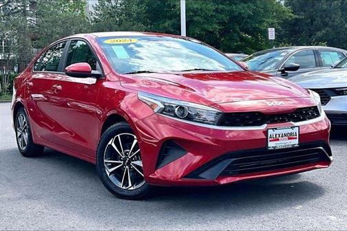 Currant Red 2024 Kia Forte LXS