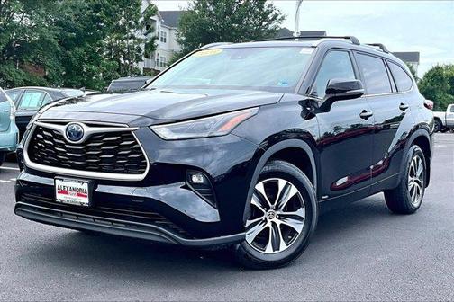 2023 Toyota Highlander Hybrid XLE