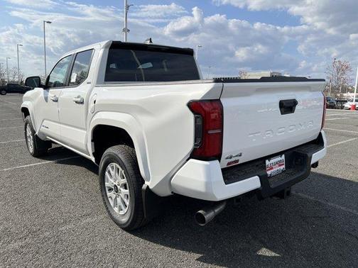 Ice 2026 Toyota Tacoma SR5