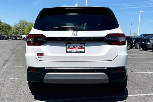 2023 Honda Pilot EX-L 8-Passenger