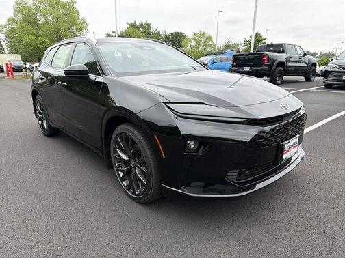 Black 2026 Toyota Crown Signia Limited