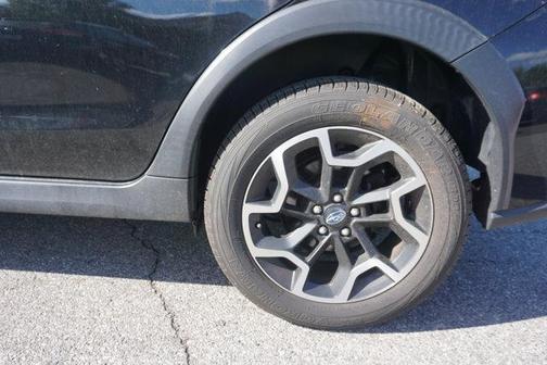 Crystal Black Silica 2017 Subaru Crosstrek 2.0i Premium