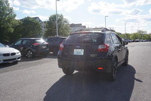 Crystal Black Silica 2017 Subaru Crosstrek 2.0i Premium