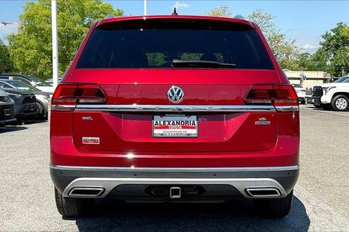 2018 Volkswagen Atlas 3.6L SEL Premium