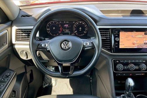 2018 Volkswagen Atlas 3.6L SEL Premium