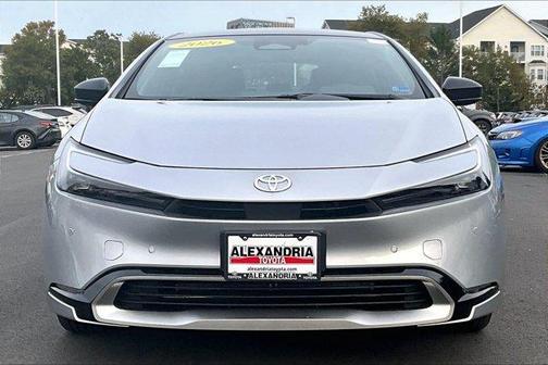 01L0 2026 Toyota Prius Plug-In Hybrid XSE