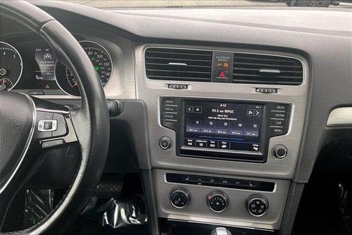 2017 Volkswagen Golf TSI Wolfsburg Edition 4-Door