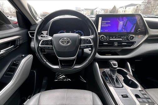 2023 Toyota Highlander Hybrid Limited