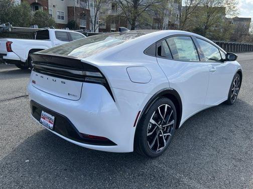 Wind Chill Pearl 2026 Toyota Prius Plug-In Hybrid XSE PREMIUM