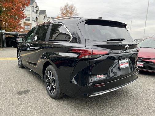 2026 Toyota Sienna 