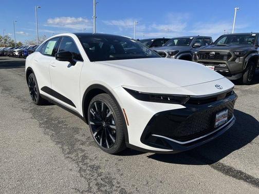 2026 Toyota Crown Platinum