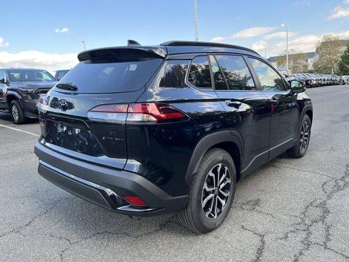 2026 Toyota Corolla Cross Hybrid SE