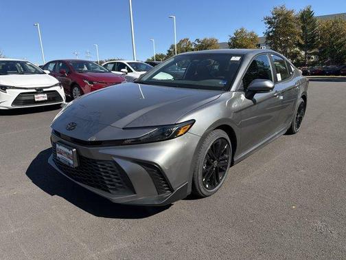 Metal 2026 Toyota Camry SE