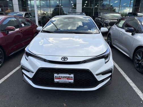 Wind Chill Pearl 2026 Toyota Corolla SE