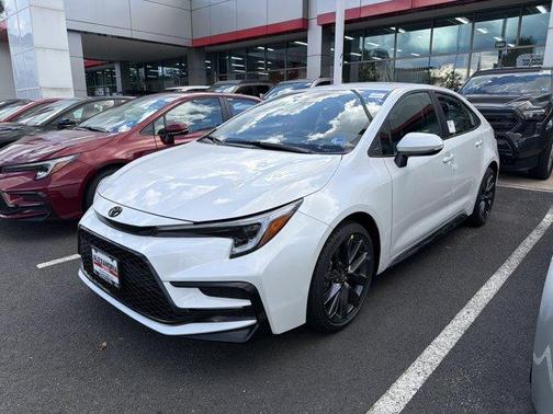Wind Chill Pearl 2026 Toyota Corolla SE