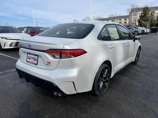 2026 Toyota Corolla Hybrid SE