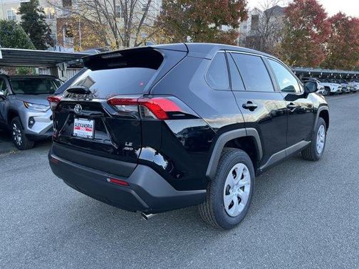 2025 Toyota RAV4 LE