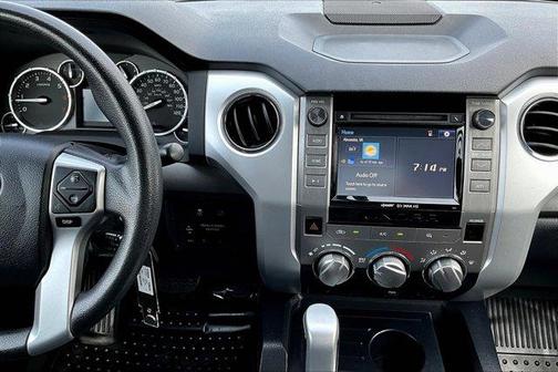 2017 Toyota Tundra SR5