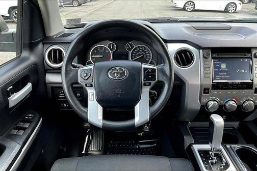 2017 Toyota Tundra SR5