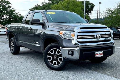 2017 Toyota Tundra SR5