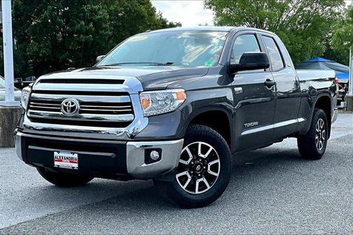 2017 Toyota Tundra SR5