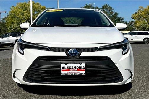 2025 Toyota Corolla Hybrid LE