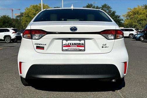 2025 Toyota Corolla Hybrid LE