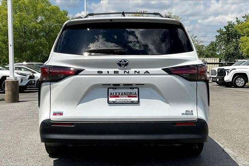 2022 Toyota Sienna XLE