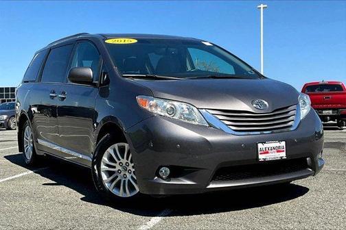 2015 Toyota Sienna XLE
