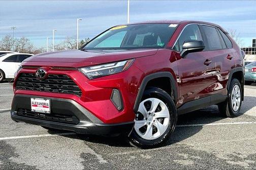 2024 Toyota RAV4 LE