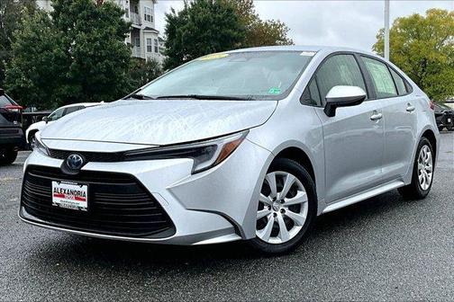 2025 Toyota Corolla Hybrid LE