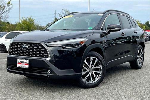 2023 Toyota Corolla Cross XLE