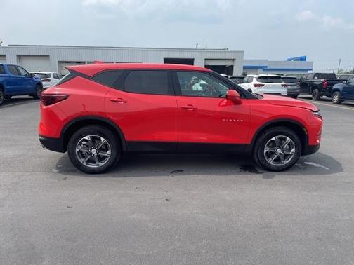 2025 Chevrolet Blazer LT
