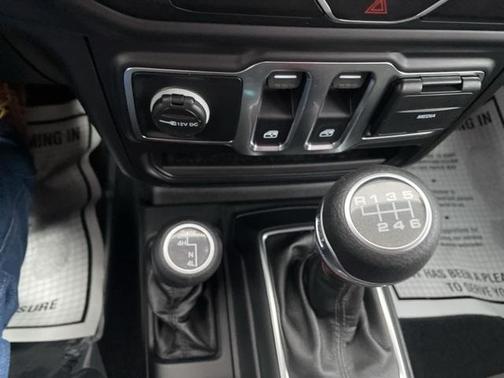 2021 Jeep Wrangler Sport