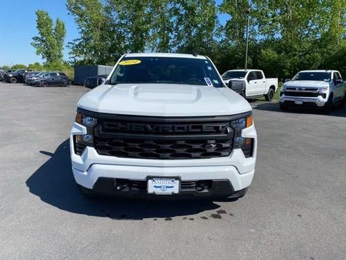 Summit White 2024 Chevrolet Silverado 1500 Custom