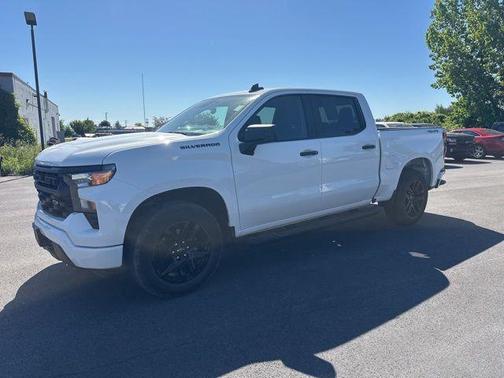 Summit White 2024 Chevrolet Silverado 1500 Custom