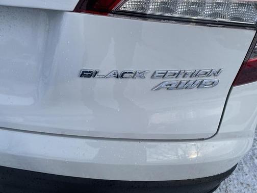 2022 Honda Pilot Black Edition